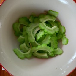 มะระลวก