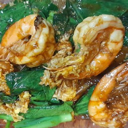 ผัดซีอิ้วเส้นใหญ่