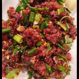 ก้อยเนื้อ