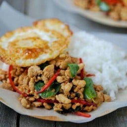 ครัวตัวต. อาหารตามสั่ง