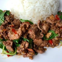 โหระพาตับราดข้าว