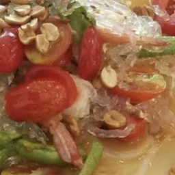ตำเส้นแก้วใส่กุ้ง