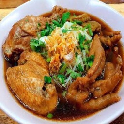 ก๋วยเตี๋ยวรสเด็ด by ชาคริต