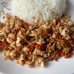 ไก่สับตะไคร้พริกขี้หนูราดข้าว