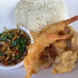 โหระพาทะเลกรอบราดข้าว