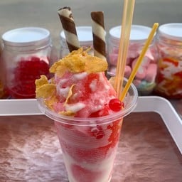 หม่ามี๊ สตรอเบอร์รี่ โยเกิร์ต