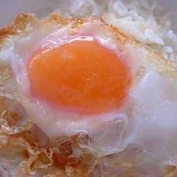 ไข่ดาวไม่สุก