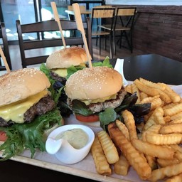 SteakSquare