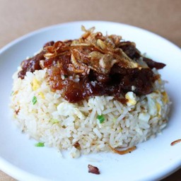 ข้าวผัดโคขุนแดดเดียวหอมแดงโบราณ