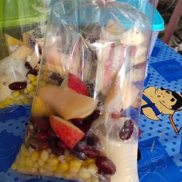 สลัดสามสาว