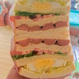 แซนวิช ไส้แตก 1