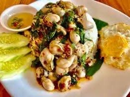 กะเพราหอยนางรม