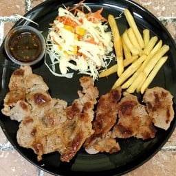 ร้านสเต็กอร่อยเหาะ อิน การ์เด้น อ.ท่าเรือ จ.พระนครศรีอยุธยา