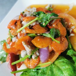ยำกุ้งแห้งหมูสับ