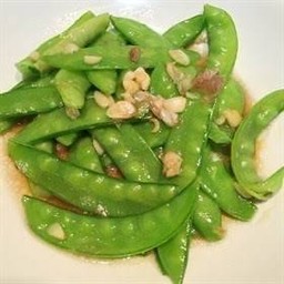 ผัดถั่วลั่นเตาน้ำมันงา