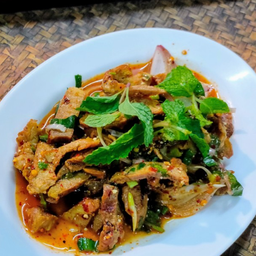 น้ำตกหมู