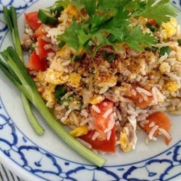 ข้าวผัดไก่