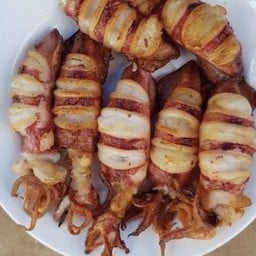 หมึกไข่แดดเดียว