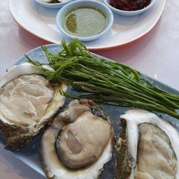 หอยนางรมทรงเครื่อง(ตัวใหญ่)