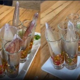 หมึกสดซาซิมิ,หมึกช็อต,หมึกสดย่าง ใต้รถไฟฟ้าบีทีเอสอ่อนนุช