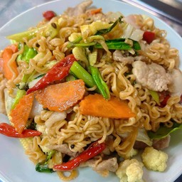 มาม่าผัดขี้เมา
