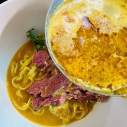 ก๋วยเตี๋ยวเป็ดป้ารา ท่าวังตาล สารภี