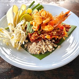 ผัดไทย โบราณ ซีฟู้ด