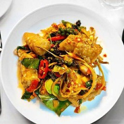 ปลากะพงผัดฉ่า