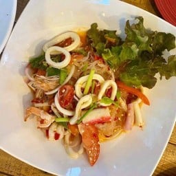 ยำวุ้นเส้นทะเลรวม