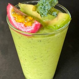 Avocado Kale (อะโวคาโด้เคลปั่น)