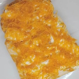 ขนมปังปิ้งเนยนม + ฝอยทอง