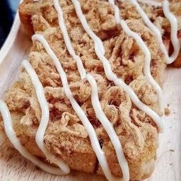 ขนมปังปิ้งหมูหยองมายองเนส