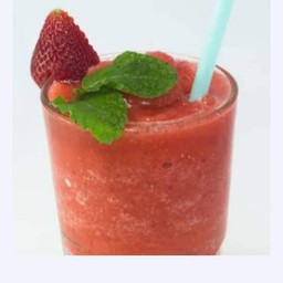 น้ำสตอเบอร์รี่สดปั่น