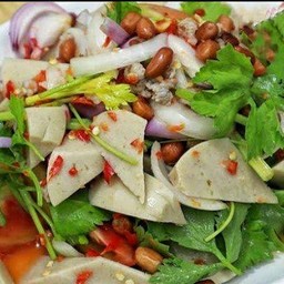 ยำหมูยอ