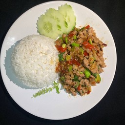 กะเพรานายสุธน