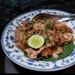 สามชั้นผัดเคยเค็ม