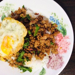 กุ๊กกิ๊ก ข้าวกะเพรา