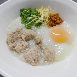โจ๊กทิพย์ ต้มเลือดหมู  พฤกษา40
