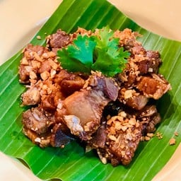 หมูกรอบกระเทียมพริกไทย(Crispy Pork with Garlic and Pepper)