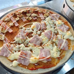 พิซซ่า-ชีส-แฮม-เม็ดมะม่วง