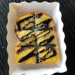 ปังปิ้ง ราดช็อกโกเเลต&นม1แผ่นหนา