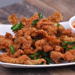 หนังไก่ทอด