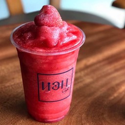 สตรอวเบอรี่ปั่น