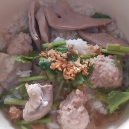 ข้าวต้มเครื่องในรวม