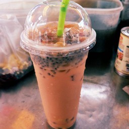 เต้าหู้ชาไทย(ทรงเครื่อง)เย็นใส่แก้ว