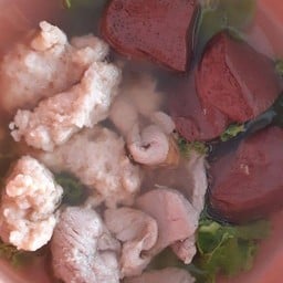 ต้มเลือดหมู ไม่ใส่เครื่องใน