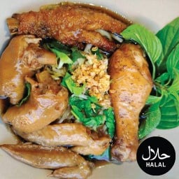 ชากิรีนก๋วยเตี๋ยวไก่ตุ๋น เย็นตาโฟ