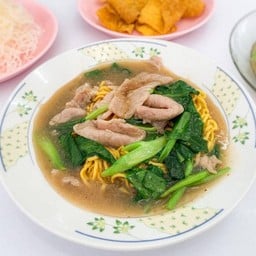 หมี่กรอบเหลืองราดหน้า