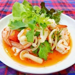 ยำวุ้นเส้นทะเล