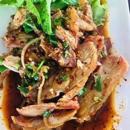 น้ำตกหมู